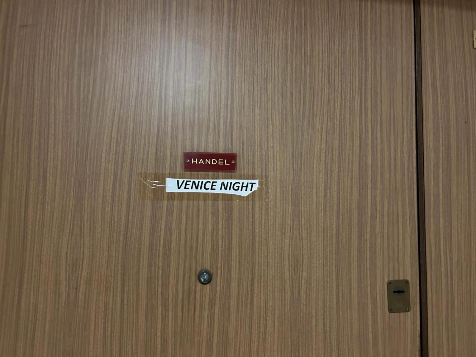Venice Night B13 Mestre Luaran gambar